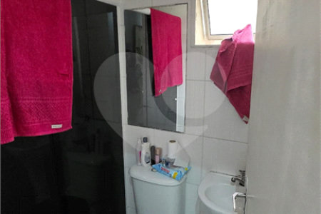 Apartamento com 48 m² localizado na Rua Conselheiro Crispiniano, 125