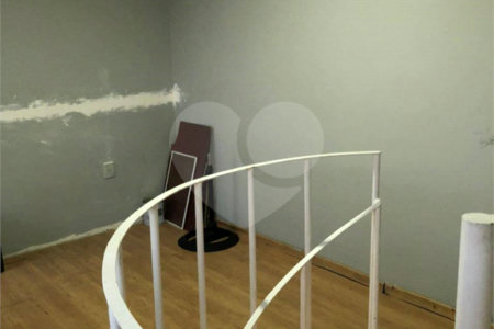 Apartamento à venda com 2 quartos em Jardim Dayse, Ferraz de Vasconcelos, SP