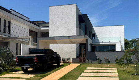 Casa à venda com 5 suítes no condomínio Riviera Santa Cristina Iii, Itaí - SP