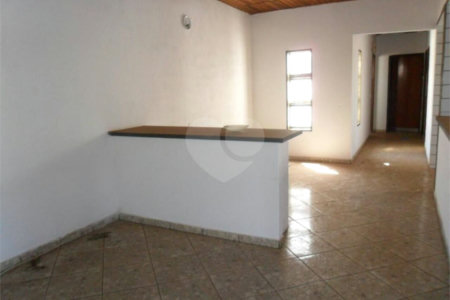 Sobrado à venda com 6 quartos, sendo 2 suítes,  em Residencial Parque dos Servidores, Ribeirão Preto, SP