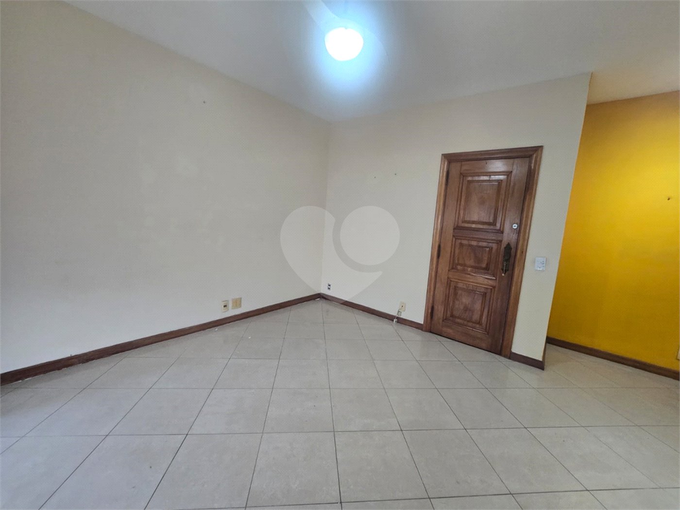 Cobertura à venda com 3 quartos, sendo 1 suíte,  em Tijuca, Rio de Janeiro, RJ
