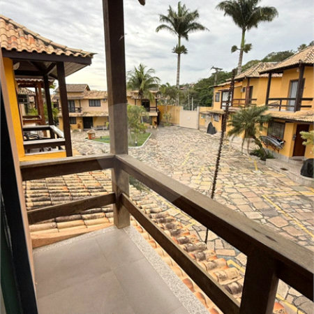 Casa à venda com 3 quartos, sendo 1 suíte, em Ferradurinha, Armação dos Búzios, RJ