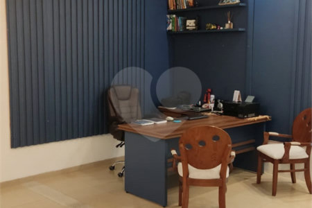 Casa à venda com 4 quartos, sendo 1 suíte,  em Bosque de Ponta Porã, Ponta Porã, MS