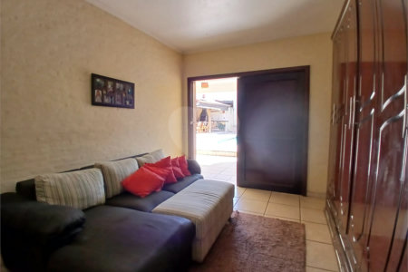 Casa à venda com 3 quartos, sendo 2 suítes, em Jardim Brogotá, Atibaia, SP