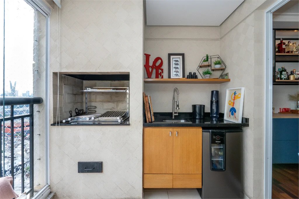Apartamento à venda com 2 quartos, sendo 1 suíte, em Vila Gertrudes, São Paulo, SP