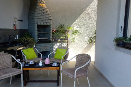 Casa à venda com 3 suítes no condomínio Residencial Marchant Buarque, Atibaia - SP