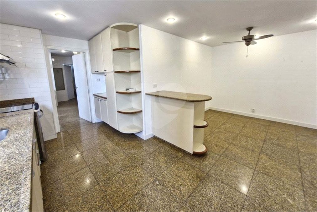 Apartamento à venda com 4 quartos, sendo 3 suítes, em Brooklin, São Paulo, SP
