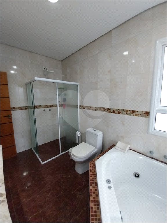 Casa à venda com 3 quartos, sendo 1 suíte, no condomínio Mosaico da Serra, Mogi das Cruzes - SP