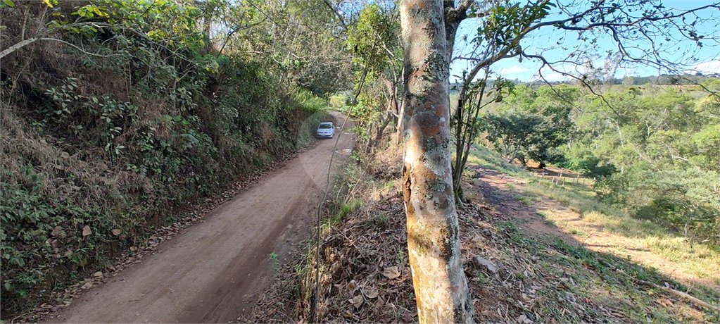 Área rural em Piracaia com 3.289 metros, ótima para chácara, as margens do rio Cachoeira