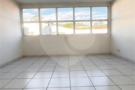 Prédio para alugar no Centro, Poá, SP