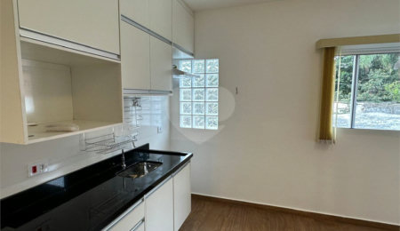 Casa para alugar com 1 suíte no condomínio Sem Nome, São Paulo - SP
