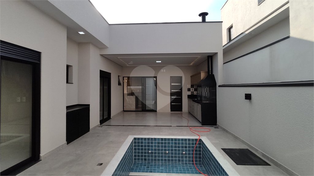 Casa à venda com 3 suítes no condomínio Residencial Viena, Indaiatuba - SP