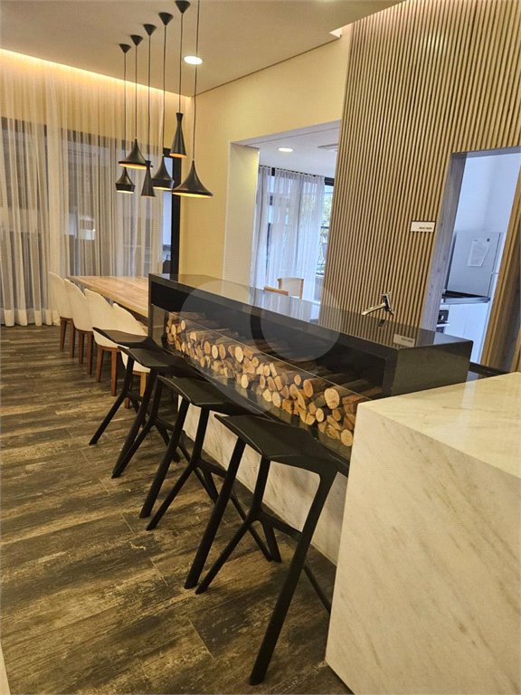 Apartamento à venda com 2 quartos, sendo 1 suíte,  em Pinheiros, São Paulo, SP