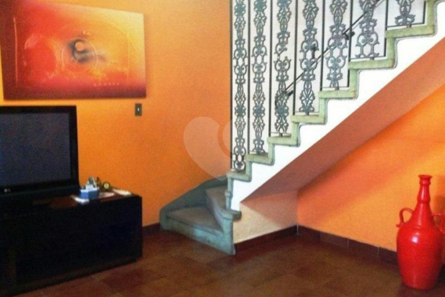 Sobrado à venda com 2 quartos em Santana, São Paulo, SP