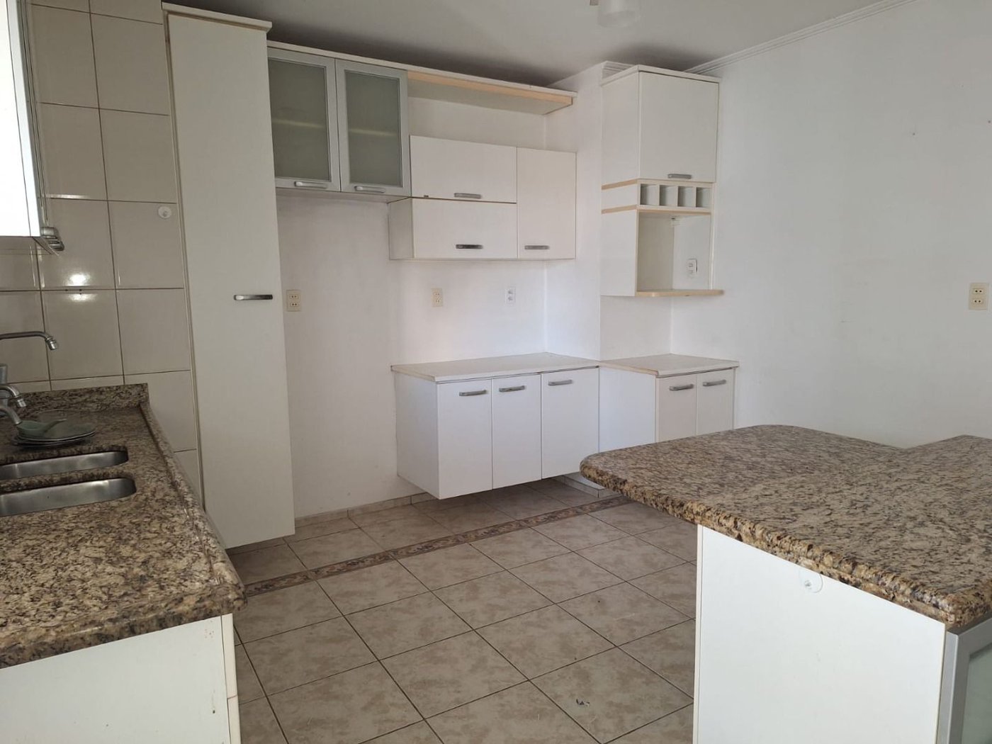 Apartamento com 3 dormitórios à venda, 104 m² por R$ 740.000,00 - Ponta da Praia - Santos/SP