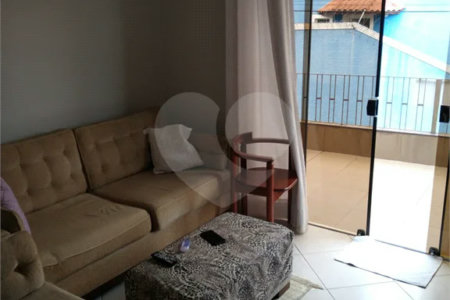 Sobrado à venda com 2 quartos, sendo 1 suíte, em Vila Gustavo, São Paulo, SP