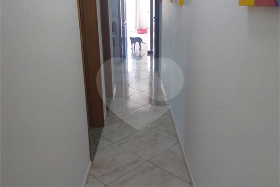 Sobrado à venda com 3 quartos, sendo 1 suíte, em Tremembé, São Paulo, SP