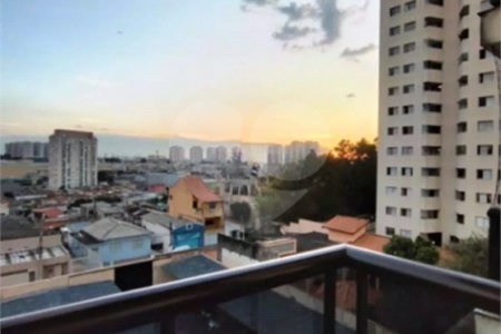 Apartamento à venda com 3 quartos, sendo 1 suíte, em Vila Augusta, Guarulhos, SP