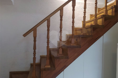 Casa à venda com 4 quartos, sendo 2 suítes, em Jardim Caparelli (mailasqui), São Roque, SP