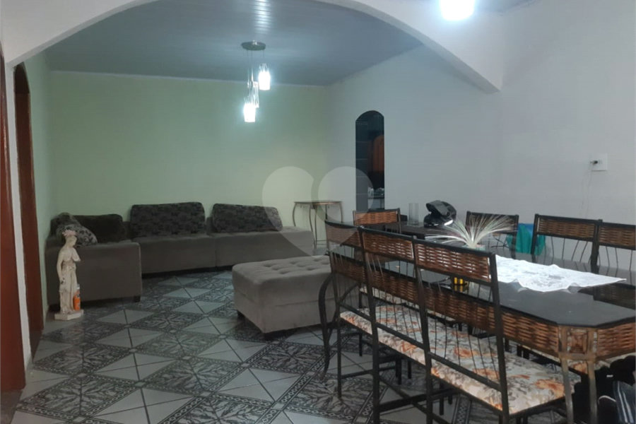 Casa à venda com 3 quartos em Vila Guilherme, São Paulo, SP