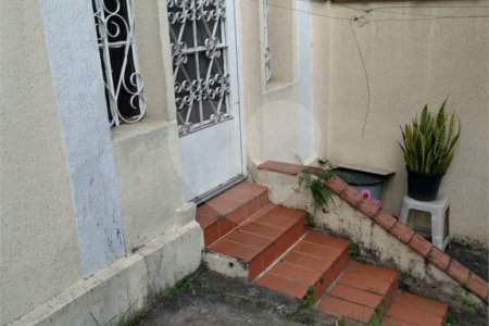 Sobrado à venda com 2 quartos em Vila Mazzei, São Paulo, SP