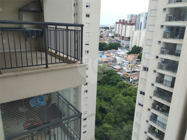 Apartamento à venda com 2 quartos, sendo 1 suíte,  em Jardim Flor da Montanha, Guarulhos, SP