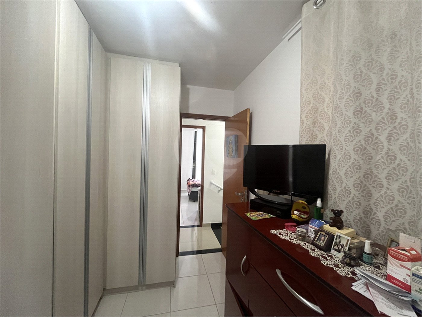 Casa à venda com 3 quartos, sendo 1 suíte,  no condomínio Capigaí, São Paulo - SP