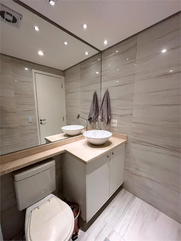 Apartamento à venda com 2 quartos, sendo 1 suíte, em Parque Reboucas, São Paulo, SP