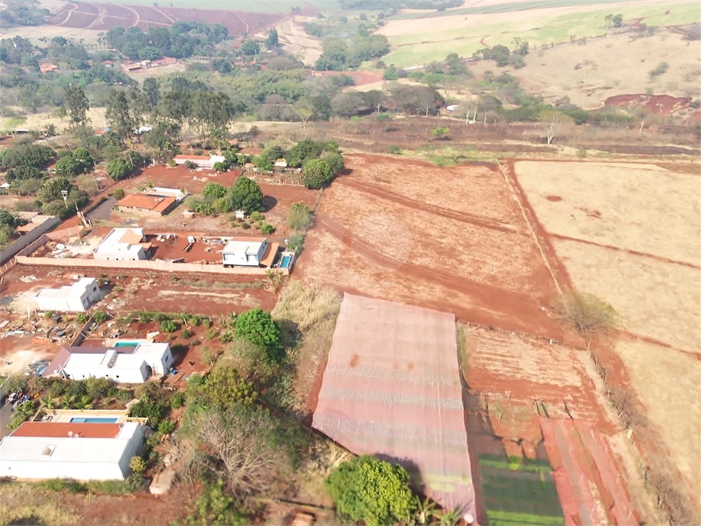 Terreno à venda no Centro, Cravinhos, SP