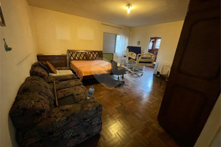 Casa à venda com 3 quartos, sendo 1 suíte, em Jardim Panorama, São Paulo, SP