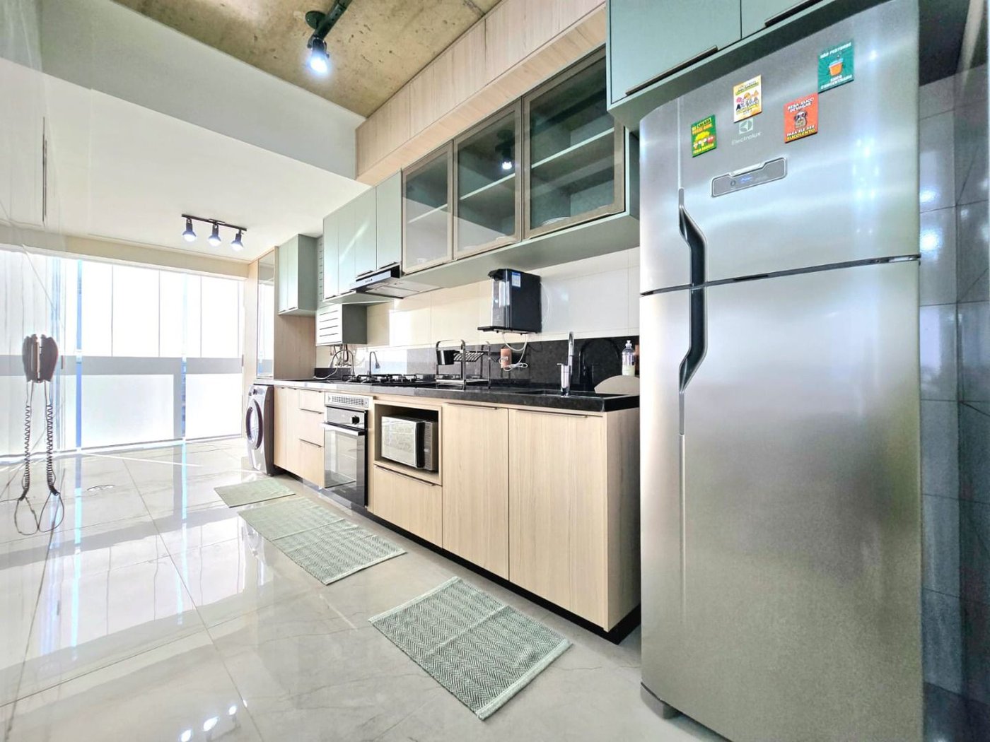 Apartamento com 2 dormitórios à venda, 74 m² por R$ 1.010.000,00 - Embaré - Santos/SP
