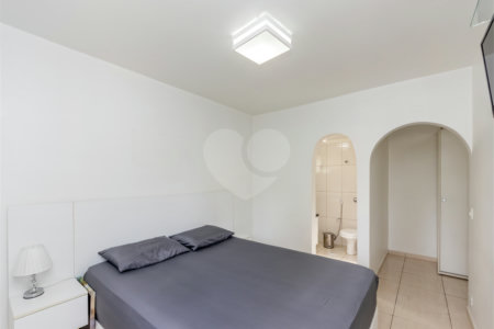 Apartamento à venda com 3 quartos, sendo 1 suíte,  em Vila Clementino, São Paulo, SP