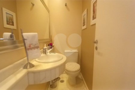 Apartamento à venda com 4 quartos, sendo 3 suítes,  em Santana, São Paulo, SP