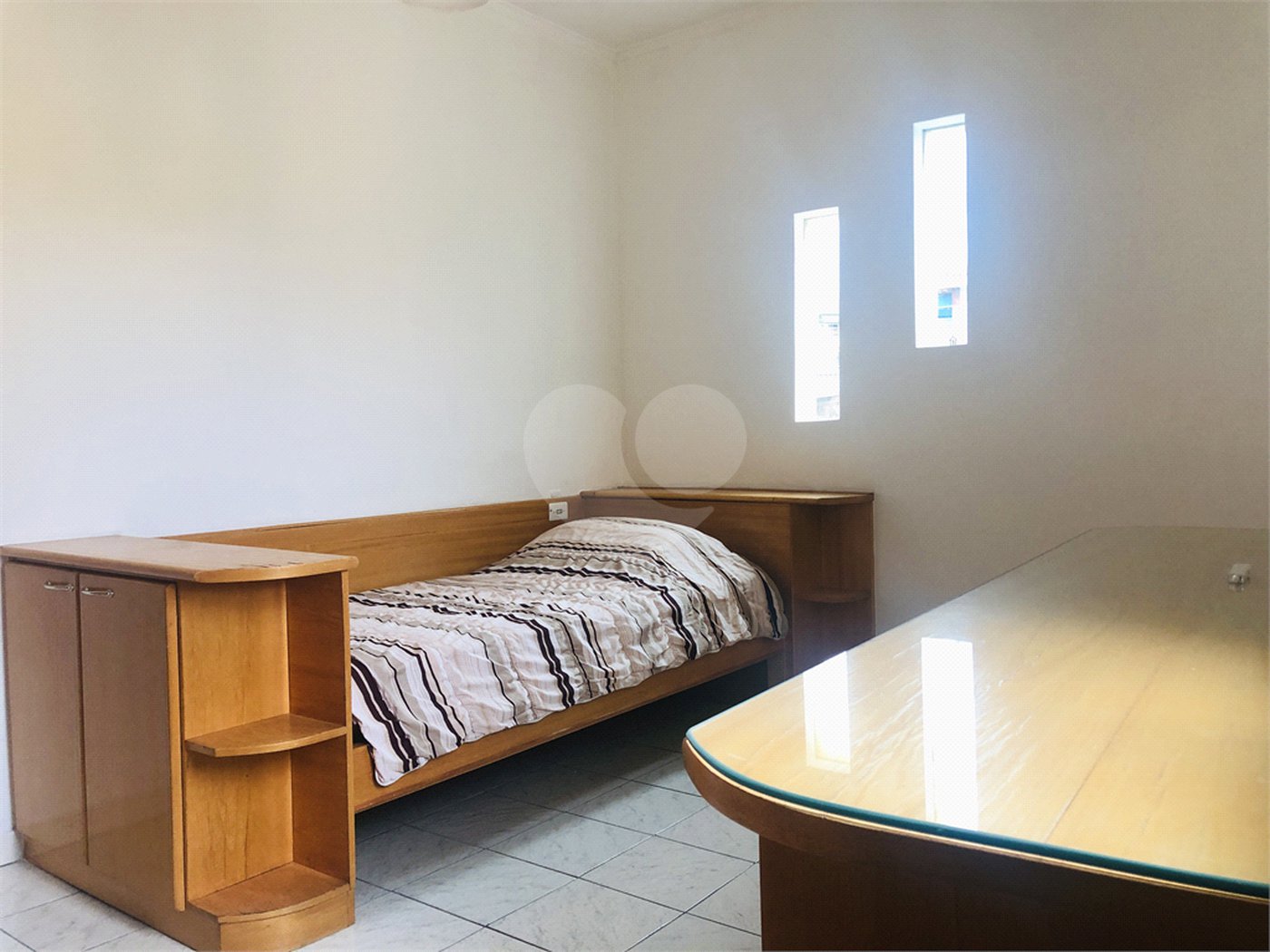 Sobrado à venda com 3 quartos, sendo 1 suíte, em Vila Romero, São Paulo, SP