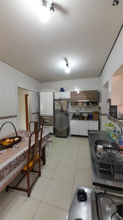 Casa à venda com 3 quartos, sendo 1 suíte,  em Retiro das Fontes, Atibaia, SP