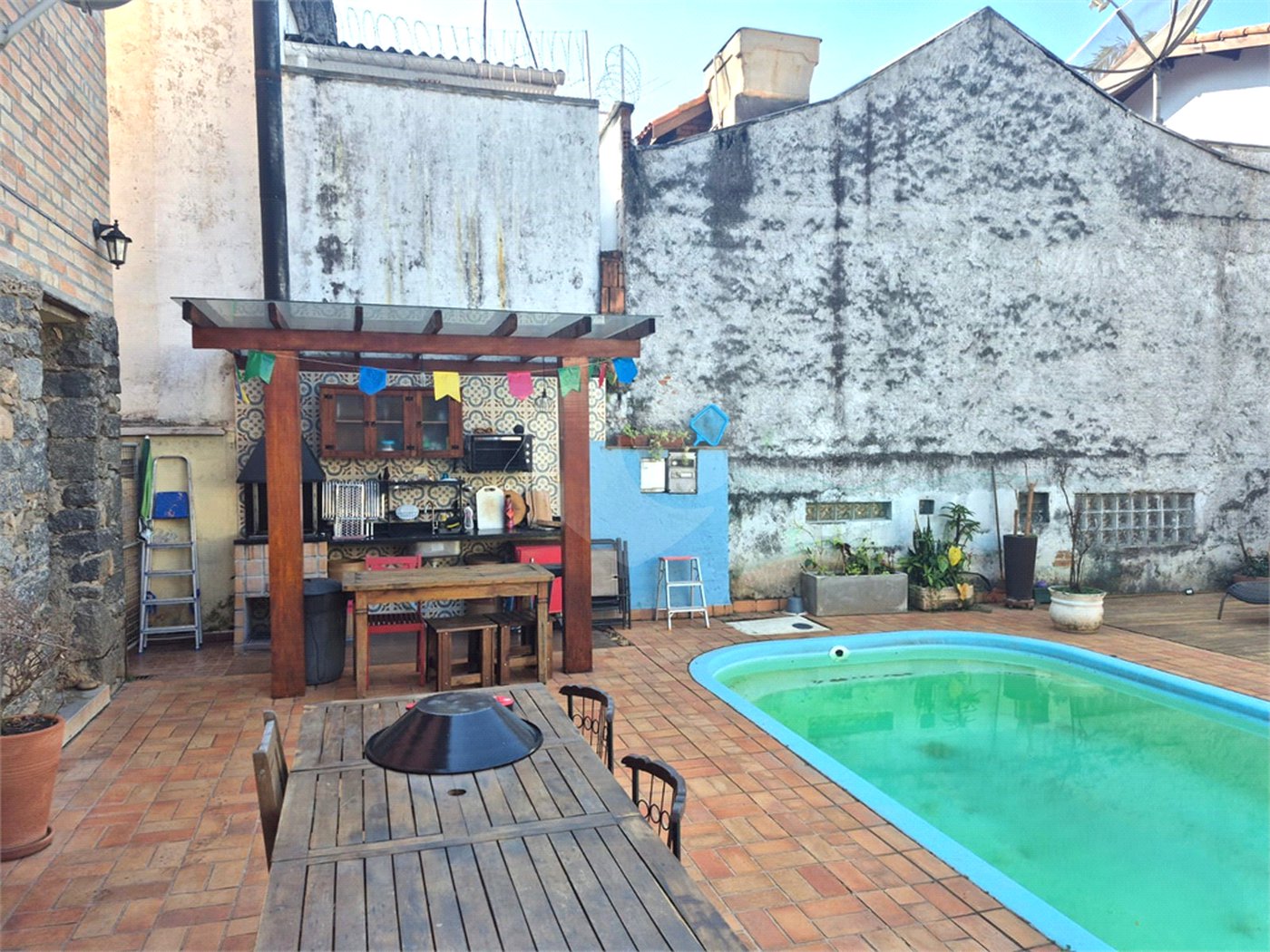 Casa à venda com 4 quartos, sendo 1 suíte, em Tremembé, São Paulo, SP