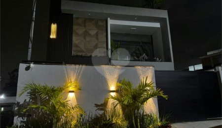 Casa à venda com 4 quartos, sendo 3 suítes,  em Campo Grande, Rio de Janeiro, RJ