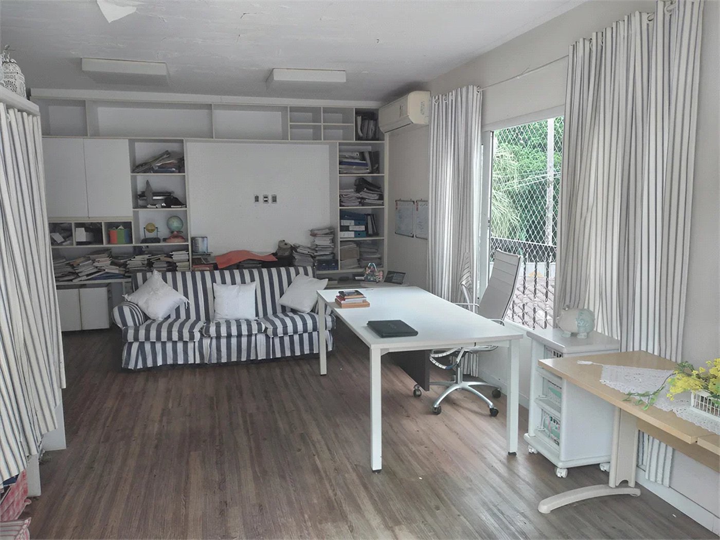 Casa à venda com 6 quartos, sendo 3 suítes, em Jardim Guedala, São Paulo, SP