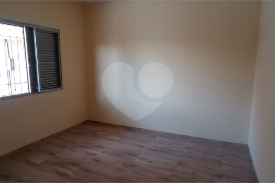 Casa à venda com 5 quartos, sendo 1 suíte, em Perus, São Paulo, SP