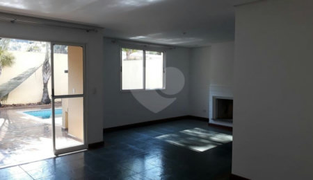 Casa para alugar com 3 suítes no condomínio Residencial Courtyard Village, São Paulo - SP