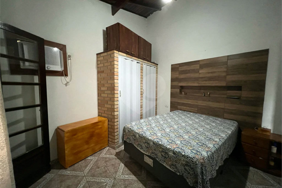 Casa à venda com 4 quartos, sendo 1 suíte,  em Costa do Sol, Bertioga, SP