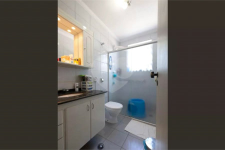 Sobrado à venda com 4 quartos, sendo 2 suítes,  em Vila Pompéia, São Paulo, SP