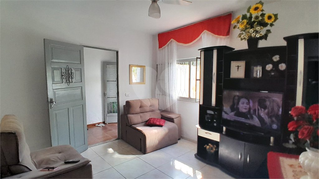 Casa à venda com 2 quartos em Campo Grande, Rio de Janeiro, RJ
