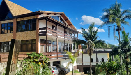 Casa à venda com 7 quartos, sendo 4 suítes,  no condomínio Residencial Ypeville, Mairiporã - SP