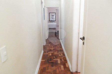 Sobrado à venda com 3 quartos, sendo 1 suíte,  em Jardim Marajoara, São Paulo, SP