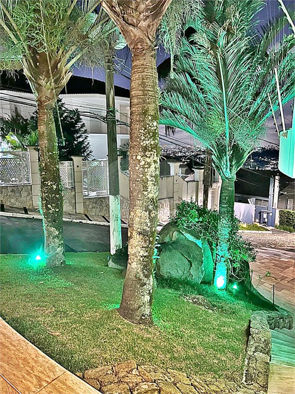 Casa à venda com 4 suítes no condomínio Residencial Jd. Ibiratiba, São Paulo - SP
