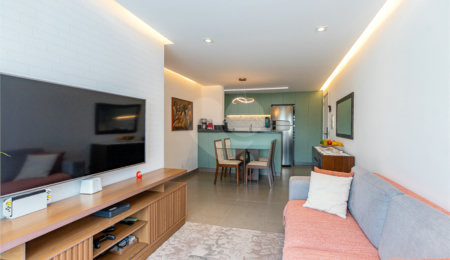 Apartamento à venda com 3 quartos, sendo 2 suítes,  em Santo Amaro, São Paulo, SP
