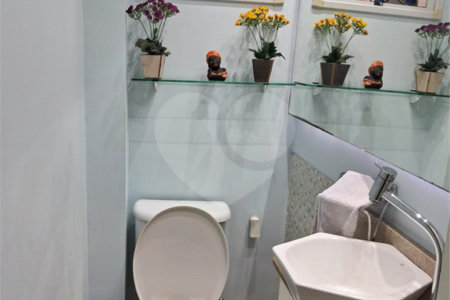 Casa à venda com 2 quartos no condomínio Viva Caucaia Iv, Cotia - SP