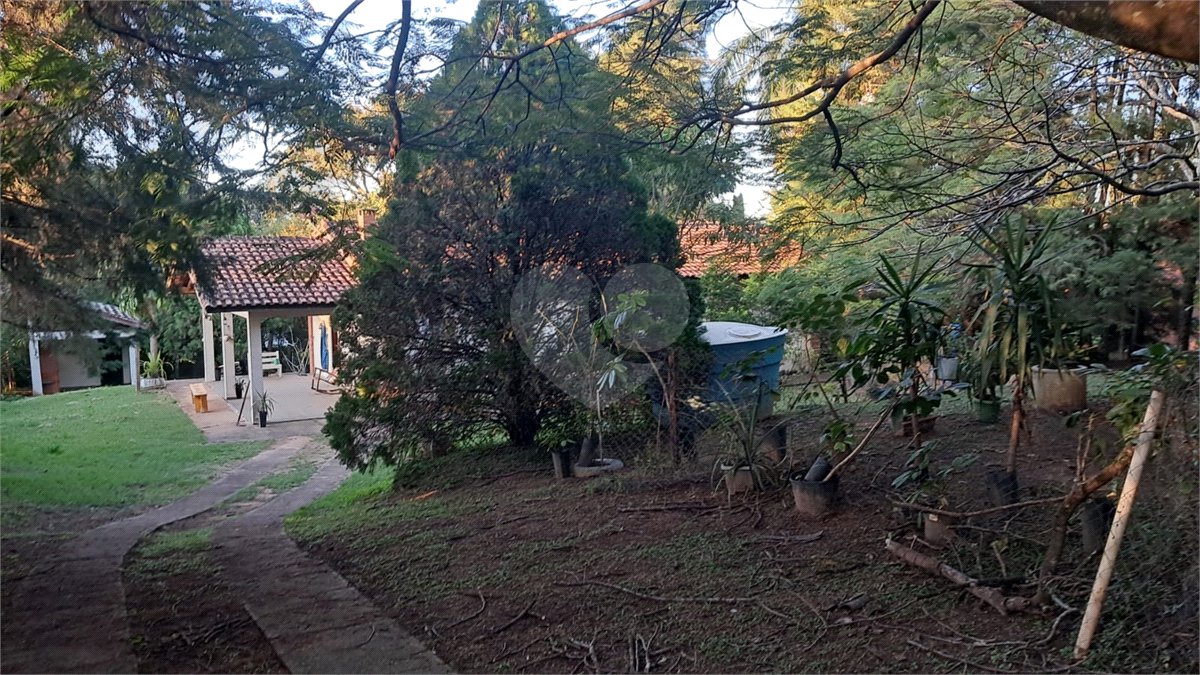 Chácara à venda com 3 quartos, sendo 1 suíte,  em Chácaras São Bento, Valinhos, SP