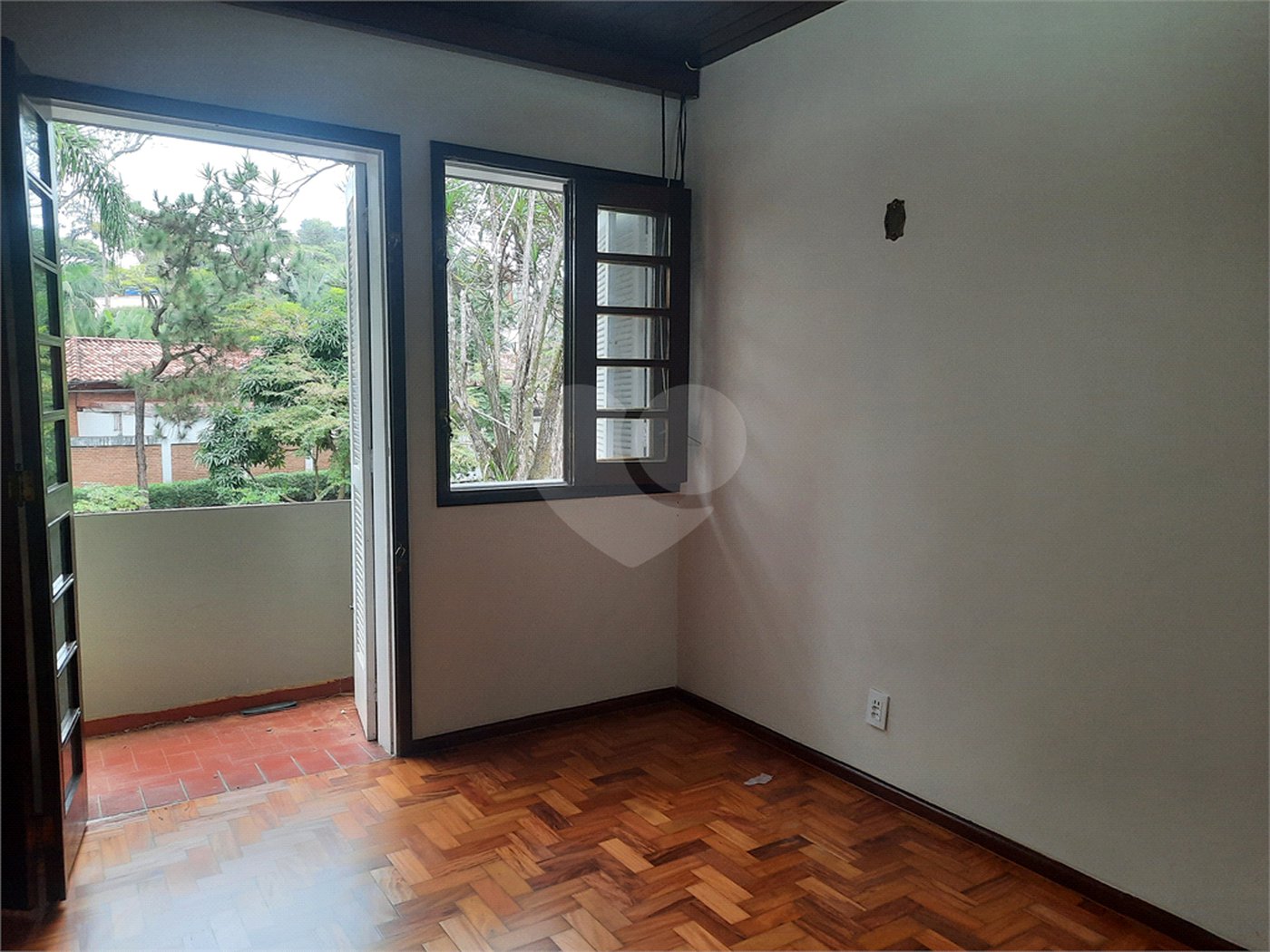 Casa Térrea à venda com 3 quartos, sendo 2 suítes,  em Jardim Marajoara, São Paulo, SP